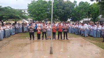 Tak Hanya Menjaga Negeri, Brimob Sumut Sentuh Hati Pelajar Tebing Tinggi, Tanamkan Harapan dan Selamatkan Masa Depan Generasi Bangsa
