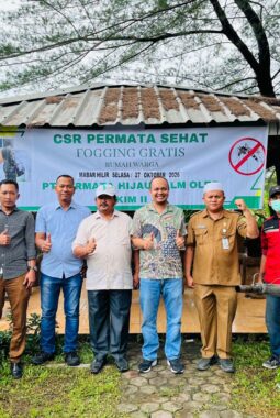 Peduli Kesehatan Warga, PT PHPO KIM II Gelar Fogging Gratis di Mabar Hilir dan Saentis